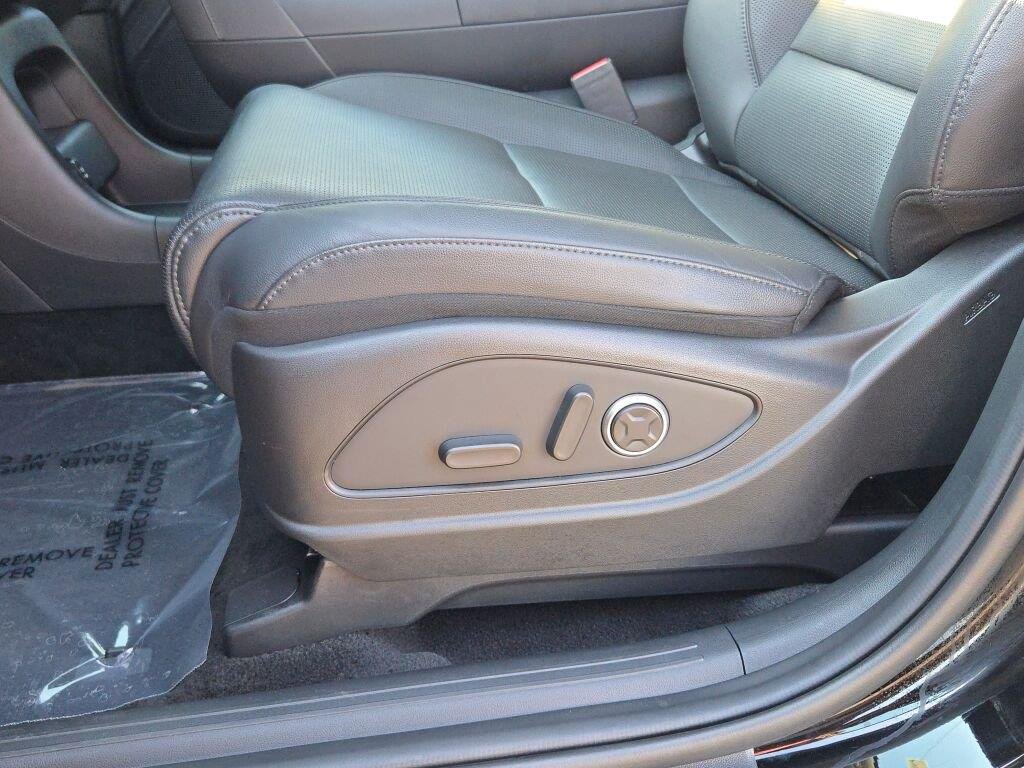 Used 2026 Mirage Green Hyundai Limited image 23