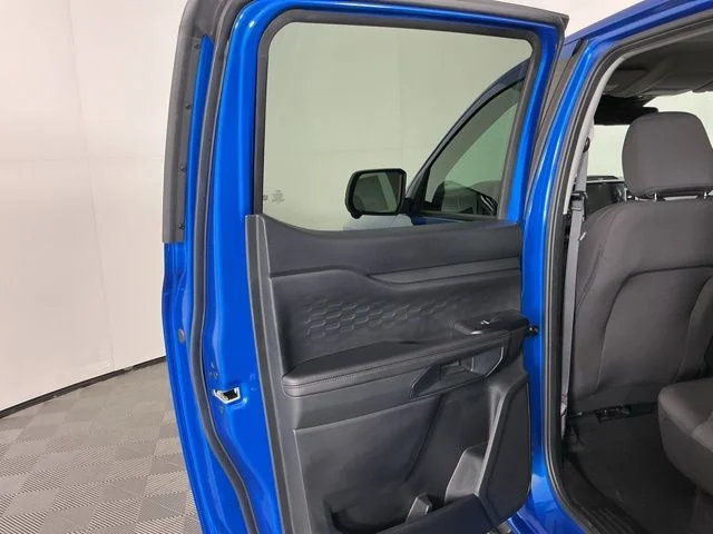 New 2026 Velocity Blue Metallic Ford XLT image 25