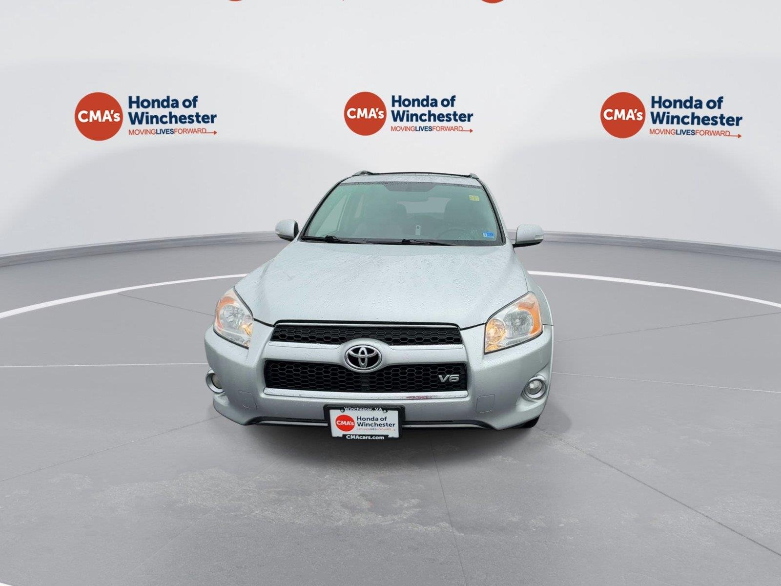 Used 2011 Classic Silver Metallic Toyota Limited image 3