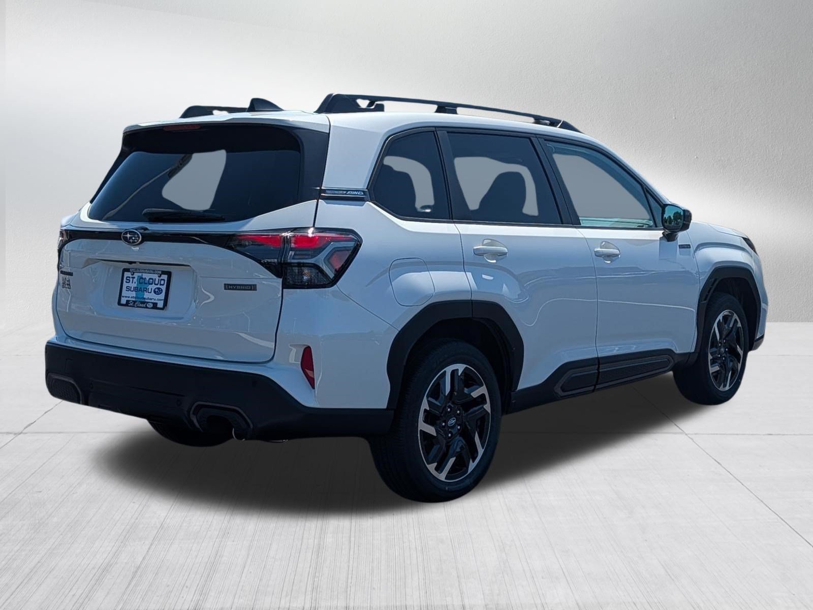 New 2026 CRYSTAL WHITE PEARL Subaru Limited Hybrid image 4