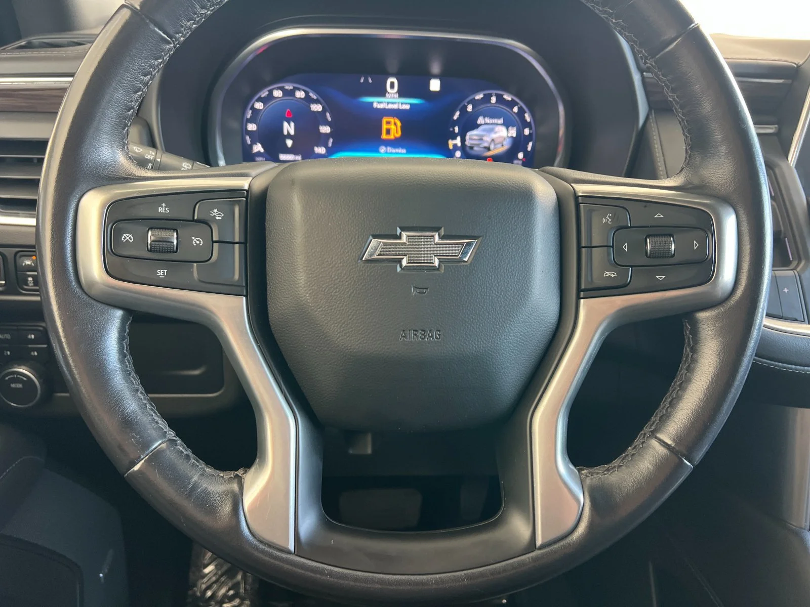 Used 2022 SATIN STEEL METALLIC Chevrolet Z71 image 27