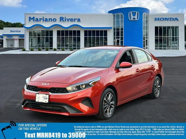 Used 2023 Fire Kia LXS image 2