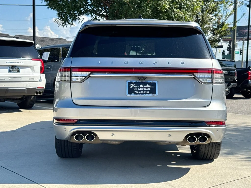 Used 2023 Silver Lincoln Reserve image 7
