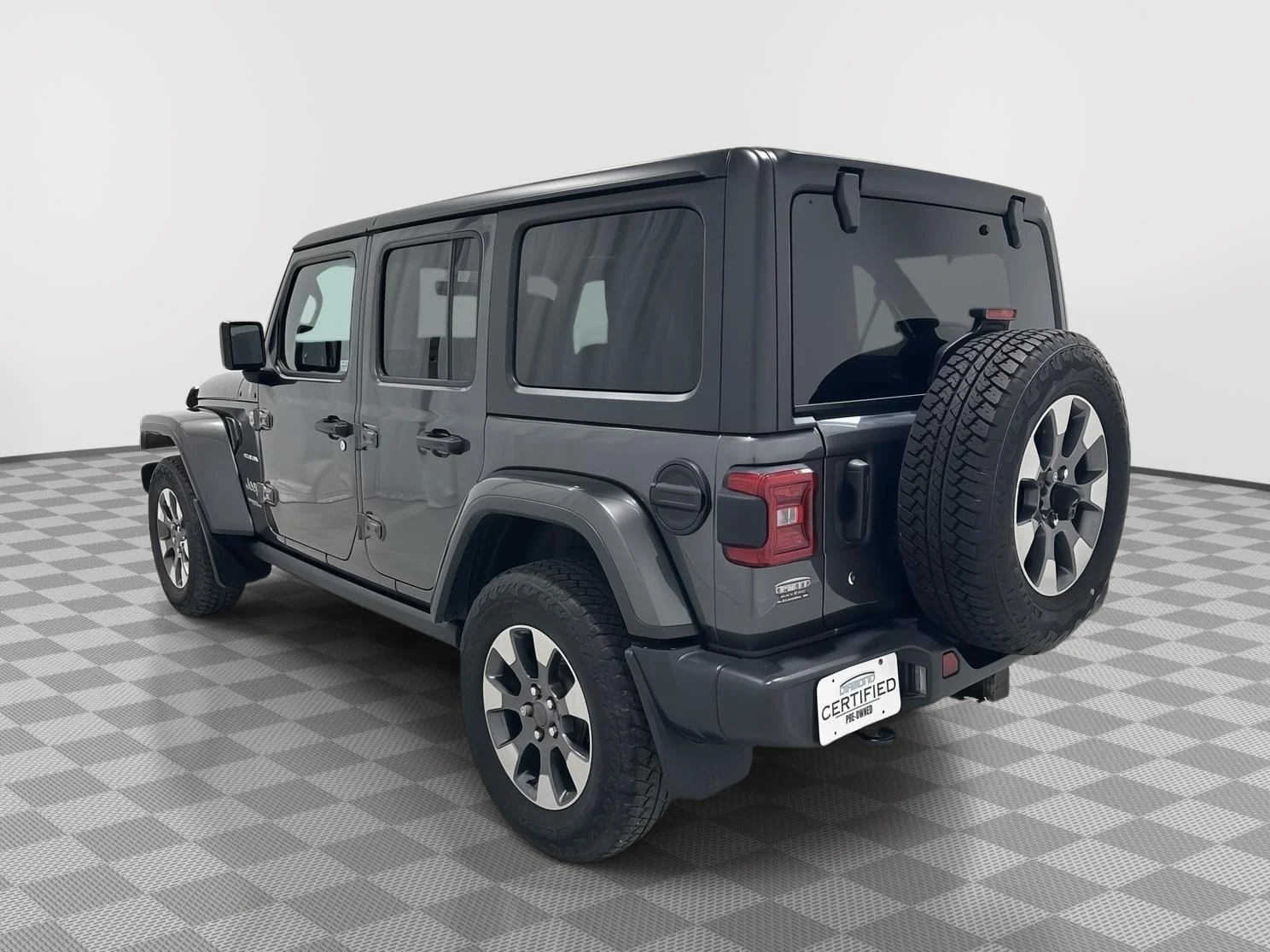Used 2019 Jeep Wrangler Unlimited Sahara with VIN 1C4HJXEG5KW641899 for sale in Alexandria, Minnesota