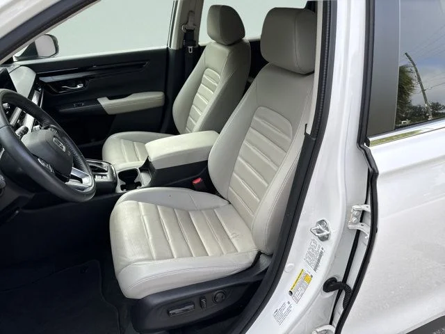 Used 2024 White Honda EX-L image 25