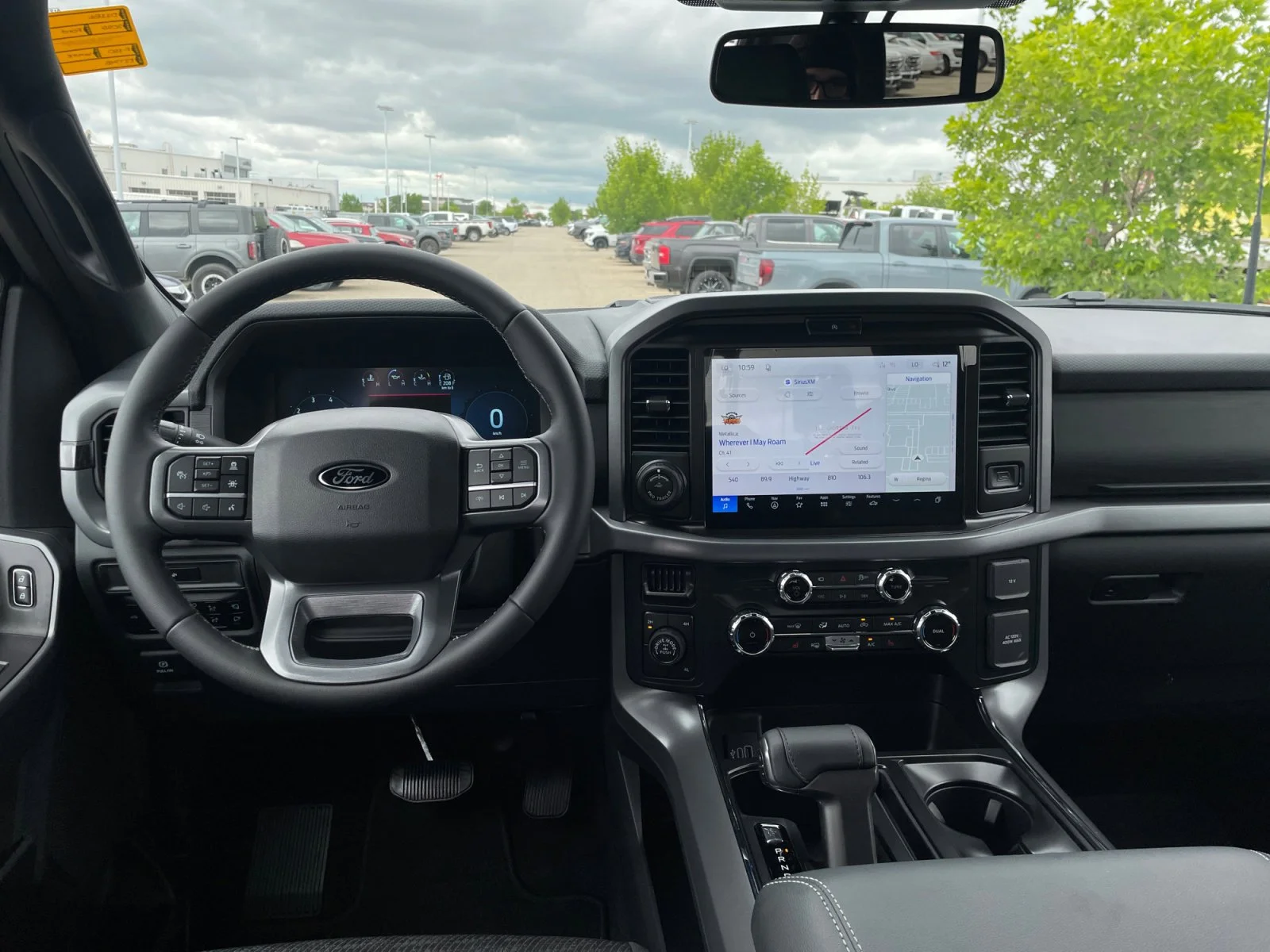 New 2026 Oxford White Ford XLT image 17