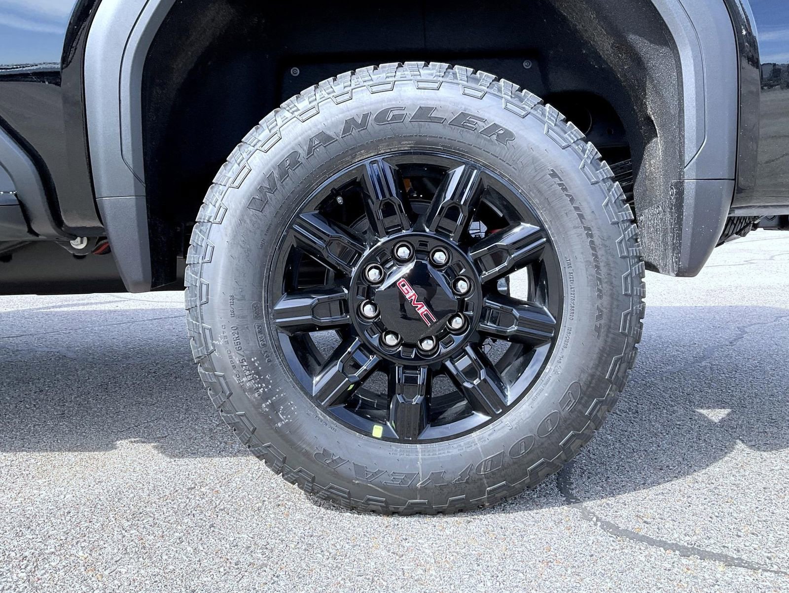 New 2026 Onyx Black GMC AT4 image 23