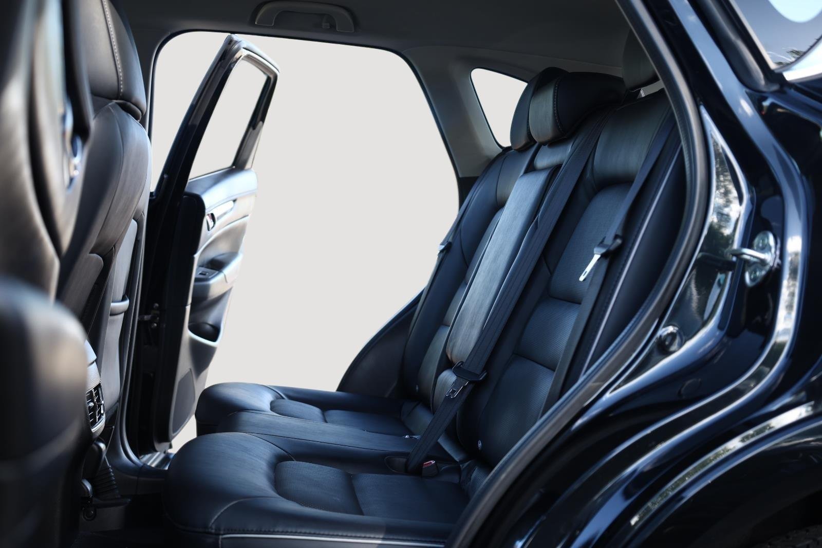 Used 2025 Jet Black Mica Mazda 2.5 S Select Package image 17