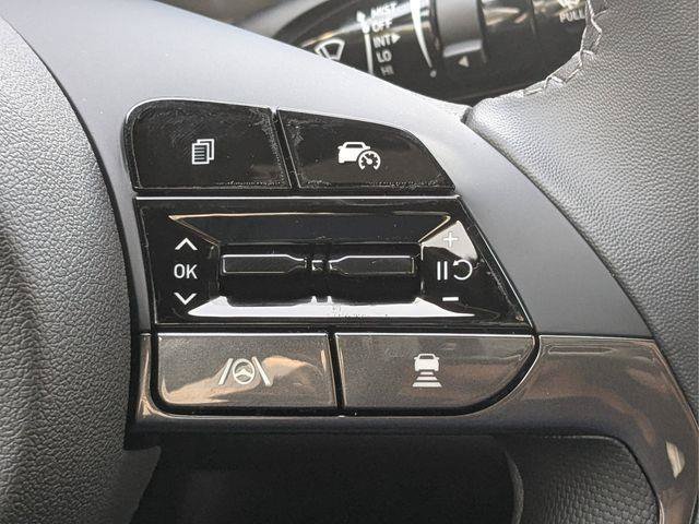 New 2026 Serenity White Hyundai SEL Sport image 19