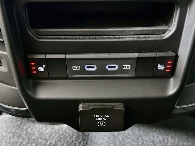 New 2026 Diamond Black Crystal Pearl-Coat Exterior Paint RAM Laramie image 26