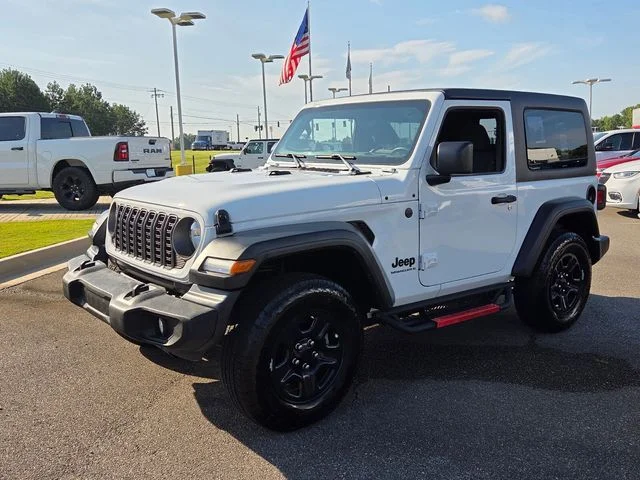 Used 2025 White Jeep Sport image 3