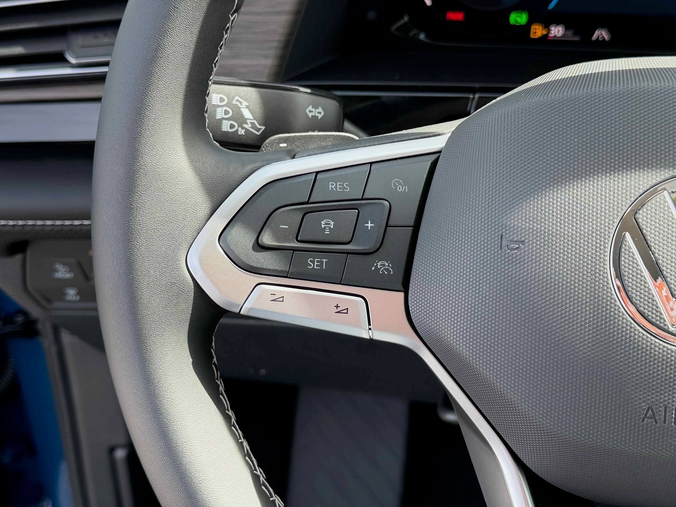 New 2026 Blue Volkswagen 2.0T SEL image 18