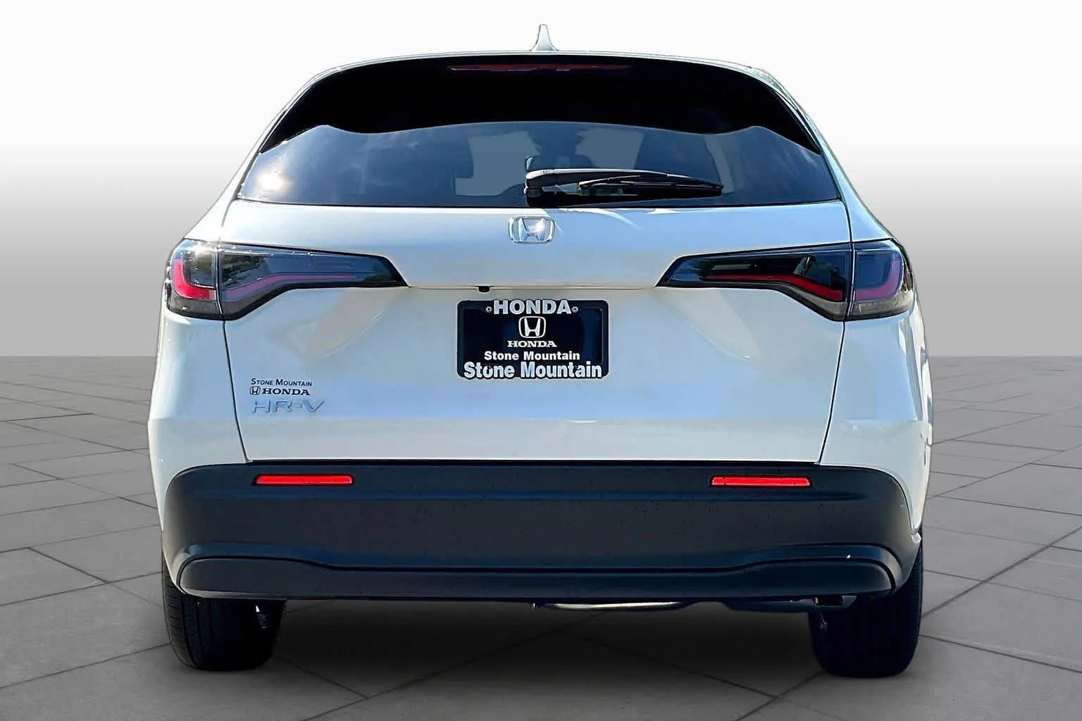 New 2027 Platinum White Pearl Honda LX image 4