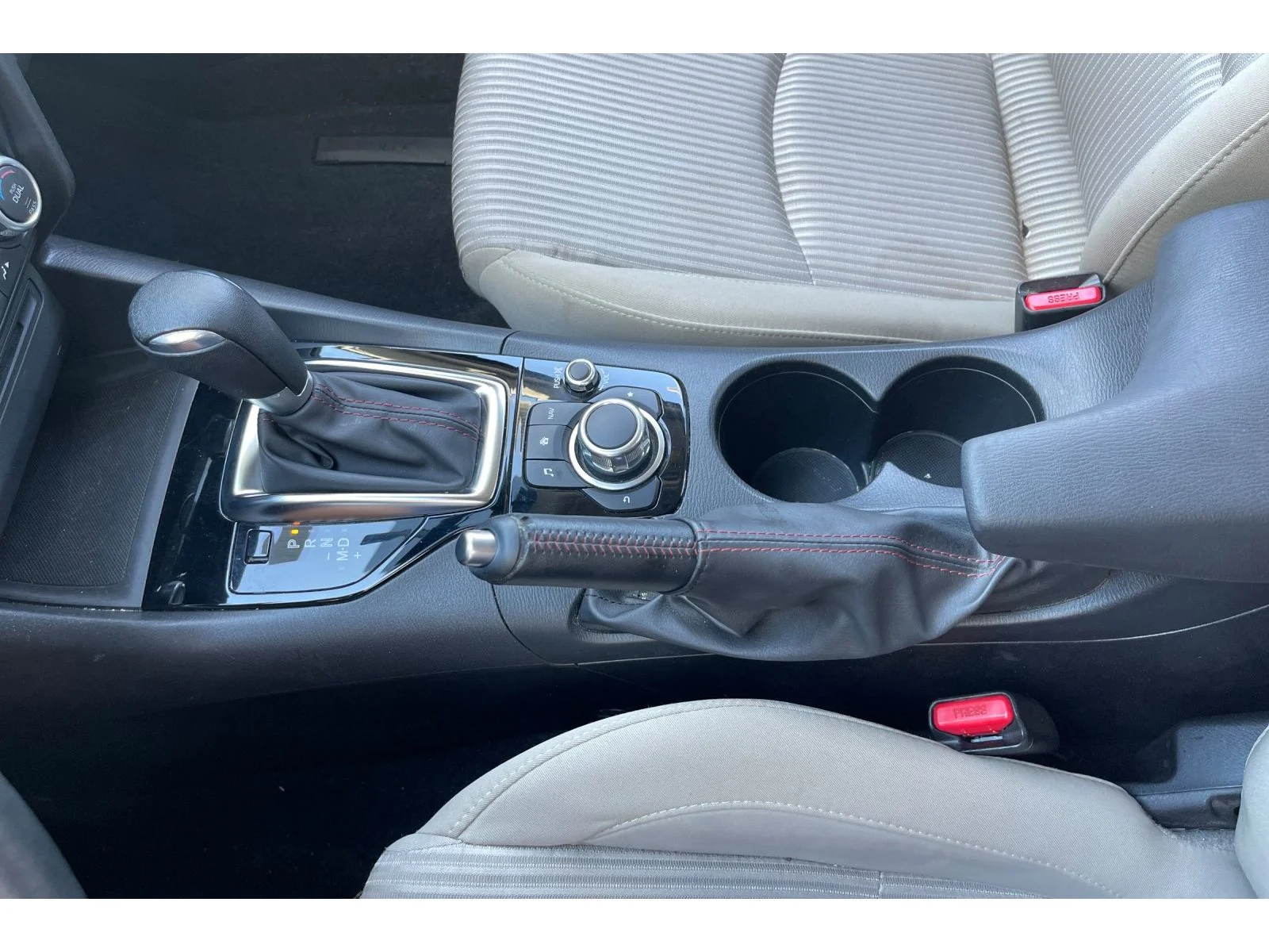 Used 2016 Titanium Flash Mica Mazda i Touring image 32