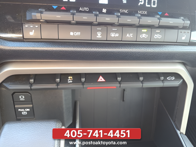 Used 2025  Toyota SR5 image 18