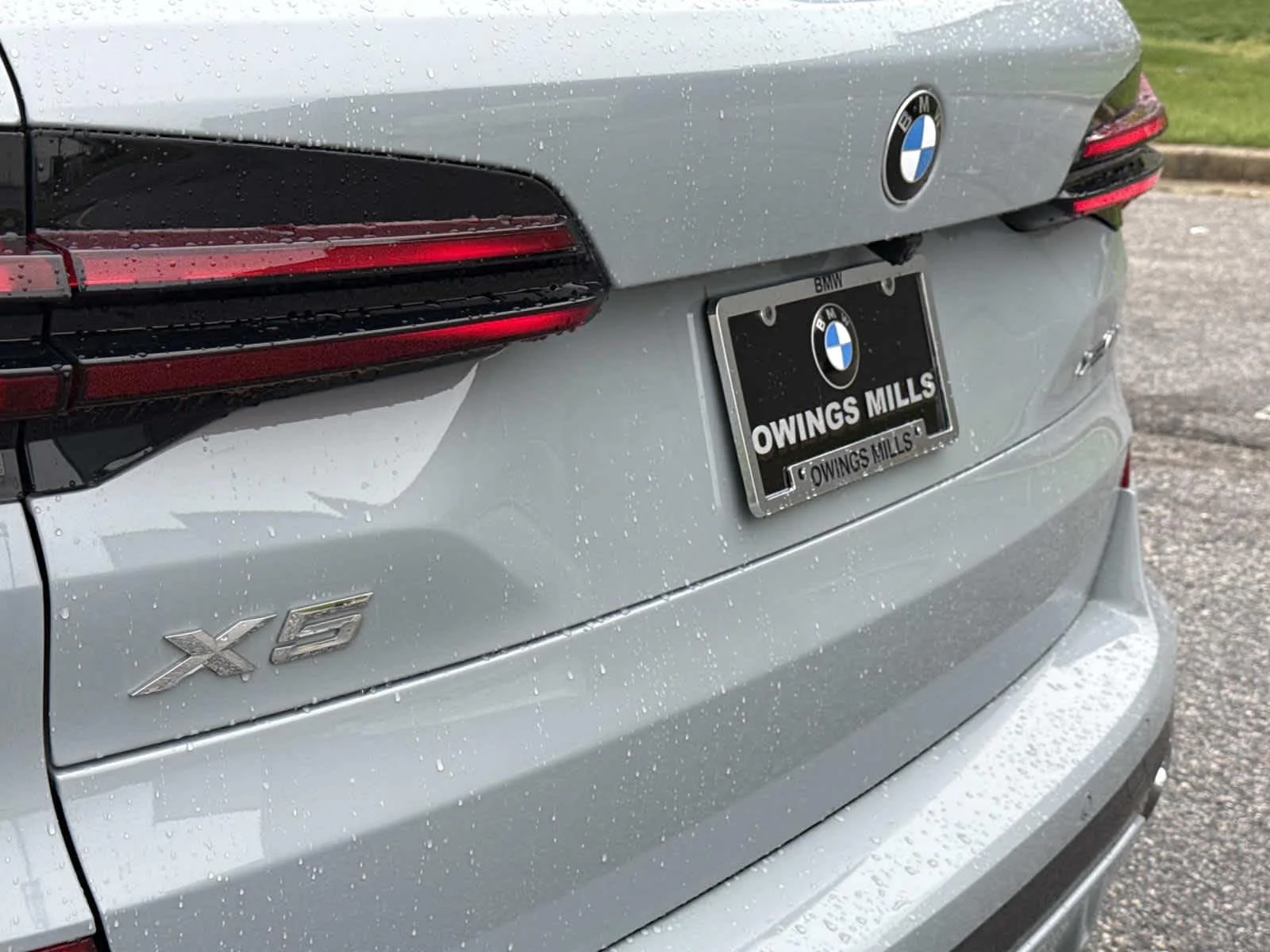 Used 2024 Brooklyn Grey Metallic BMW xDrive40i image 21