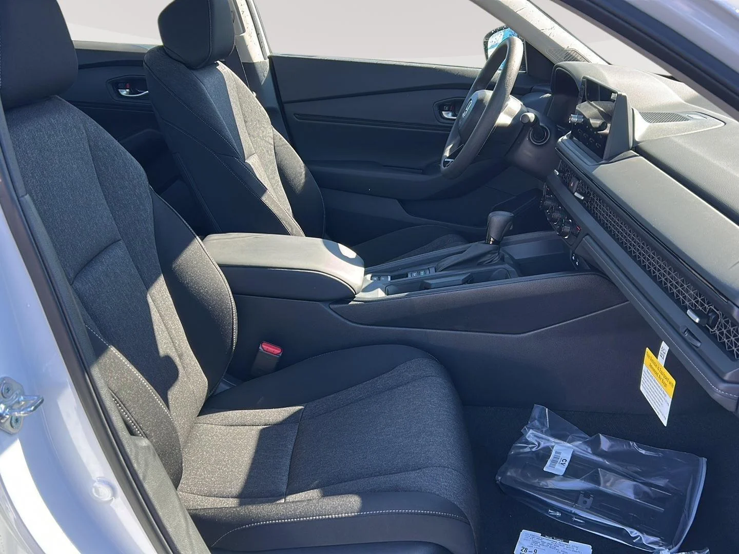 New 2026 Platinum White Pearl Honda SE image 16