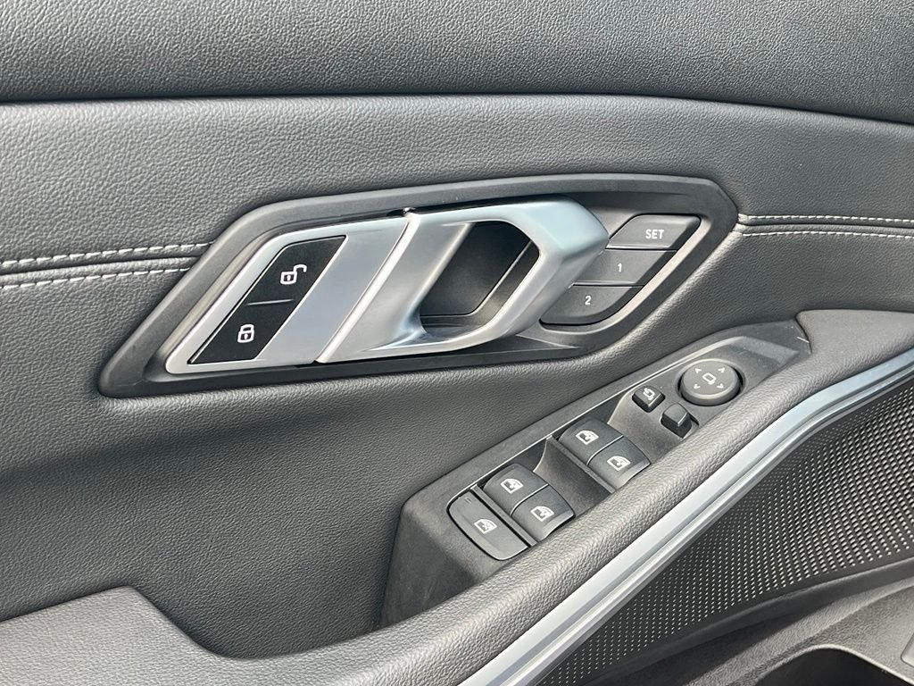 Used 2021 Phytonic Blue Metallic BMW 330i xDrive image 20