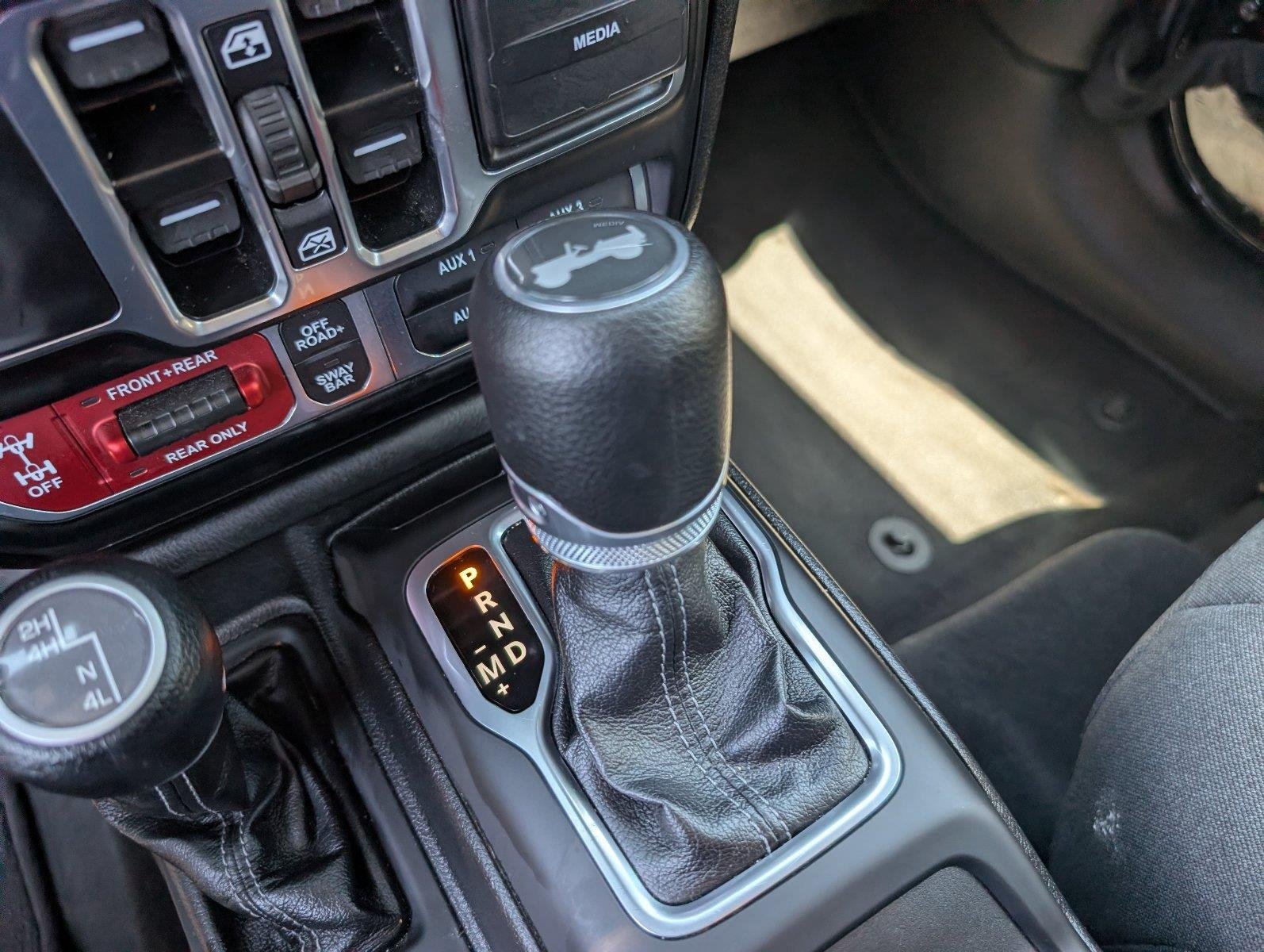 2025 Jeep Wrangler 4-Door Rubicon - Photo 22