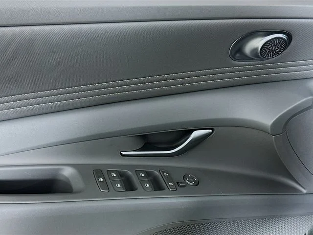 New 2026 Hyundai ELANTRA SEL Sport