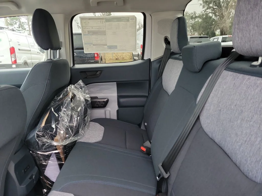 New 2026 Oxford White Ford XLT image 25