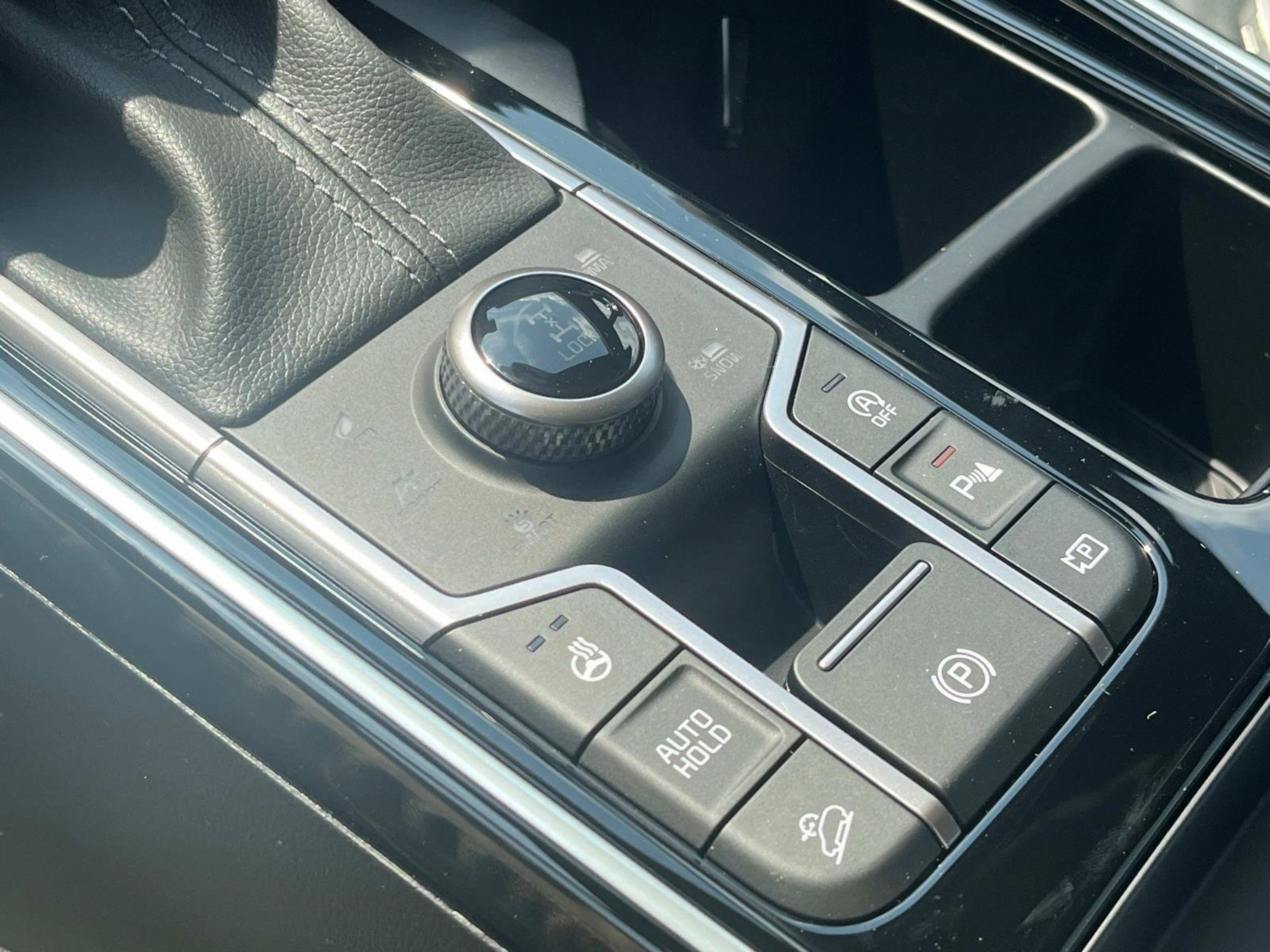 New 2025 Ebony Black Kia X-Line SX Prestige AWD image 35