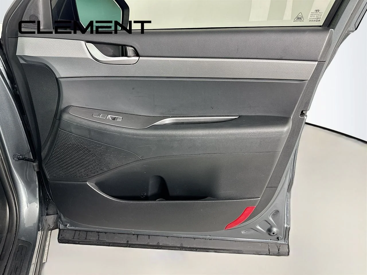 Used 2023 Steel / Graphite Hyundai XRT image 37