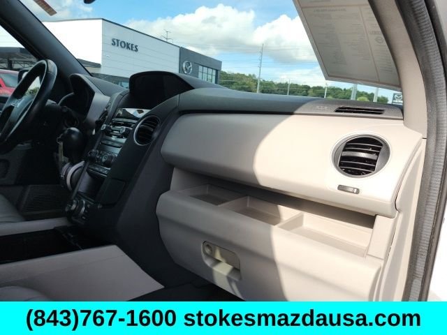 Used 2014 Silver Honda EX-L image 26