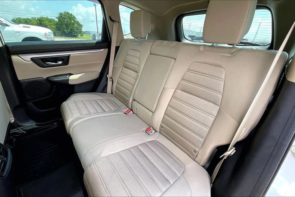 Used 2018  Honda LX image 19