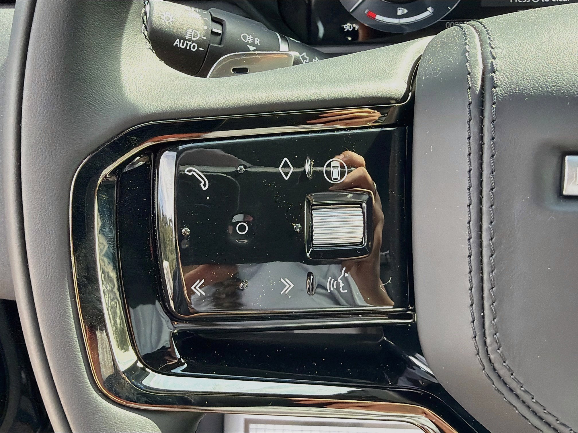 New 2026 Santorini Black Land Rover S image 36