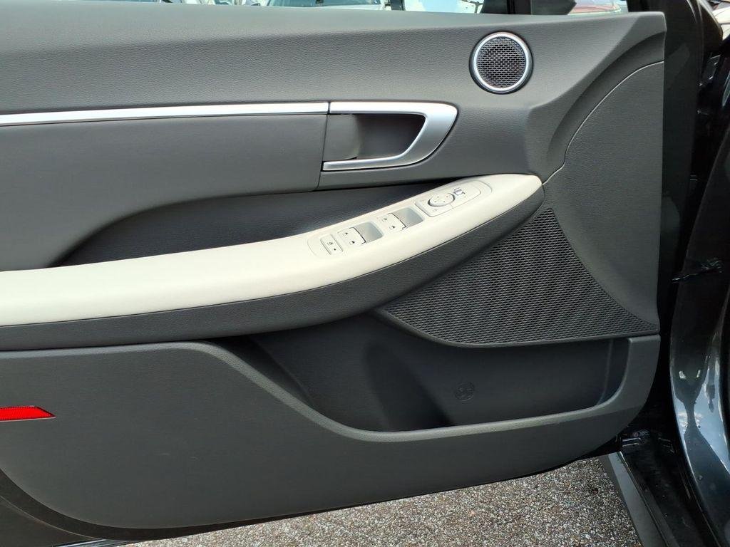 New 2026 Gray Hyundai Blue image 22