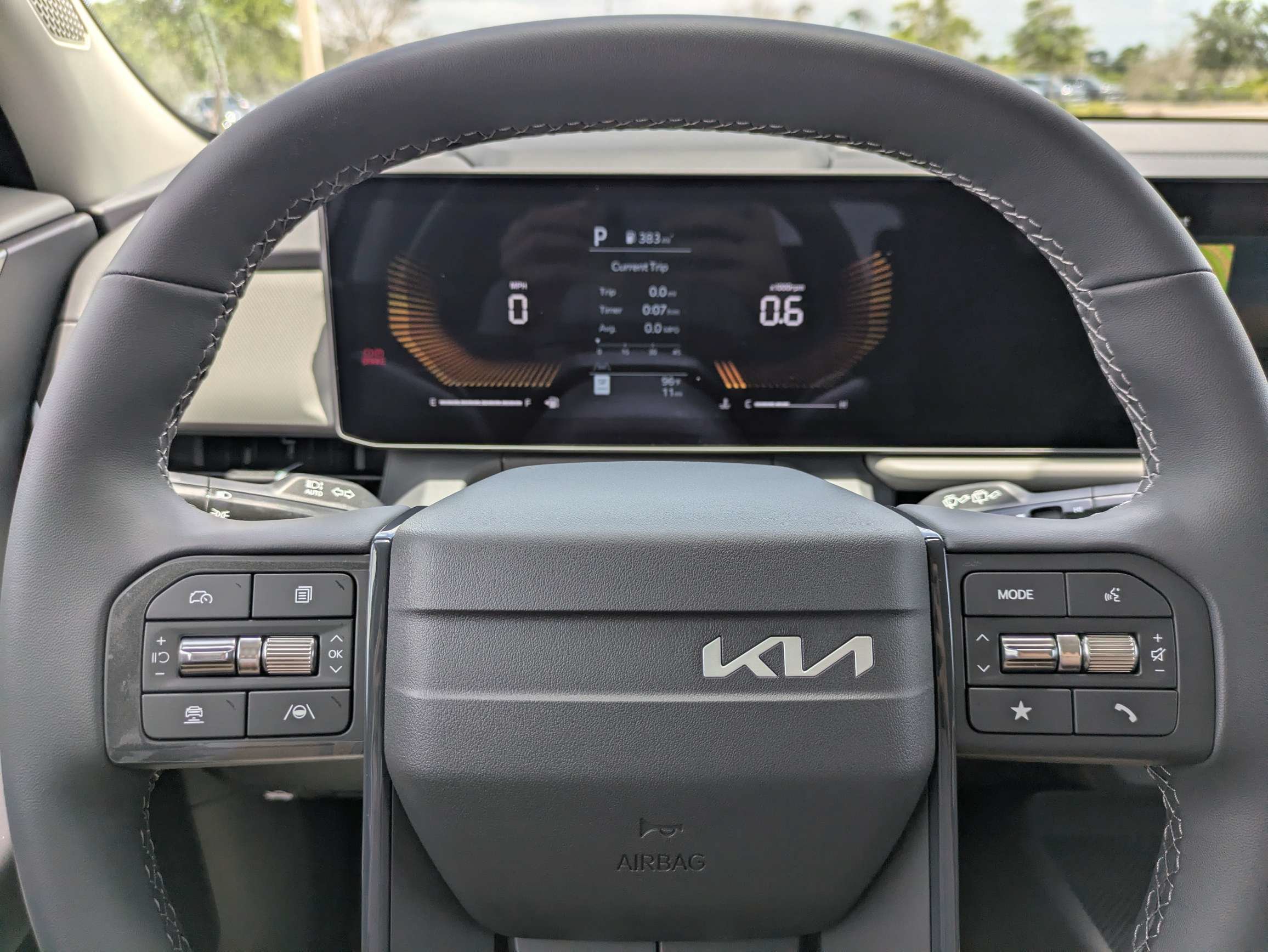Photo 33