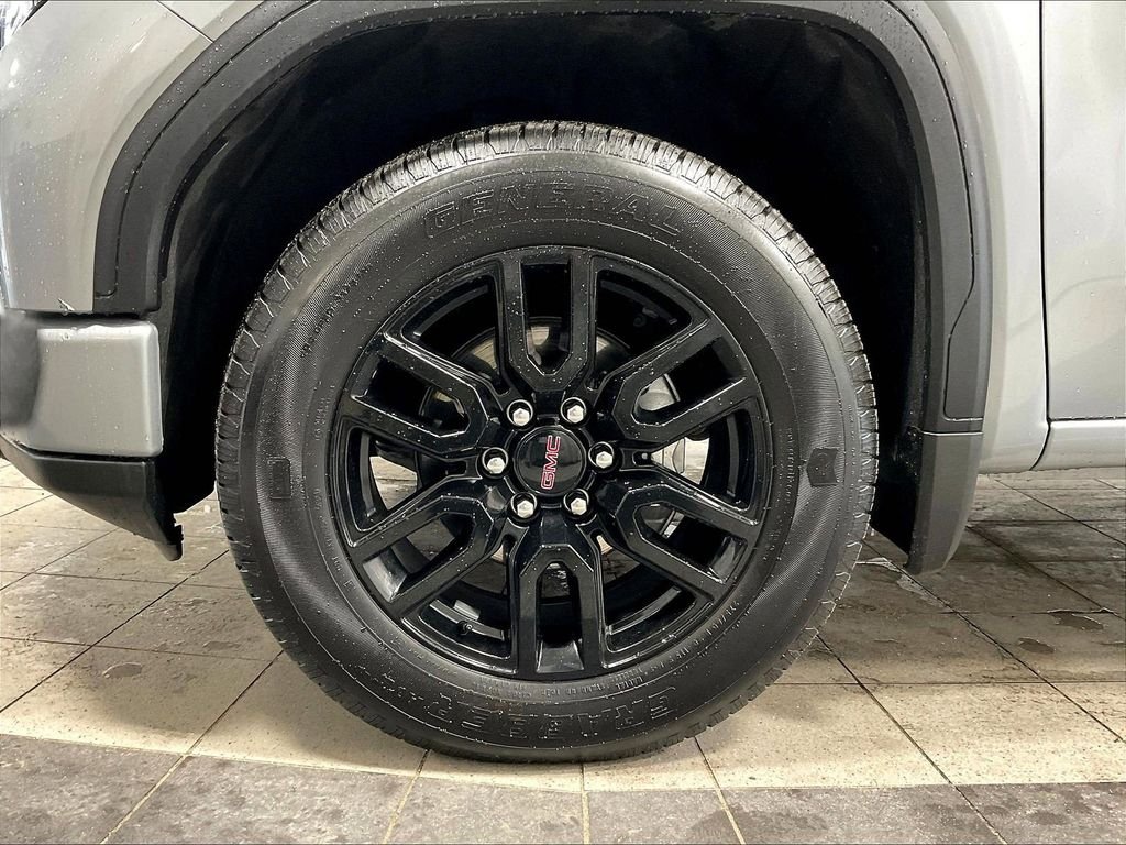 Used 2025 Gray GMC Elevation image 7