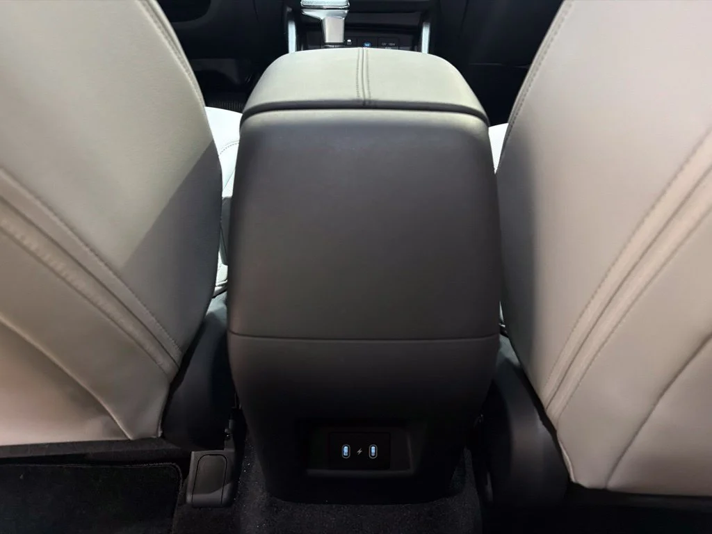 New 2027 Phantom Black Hyundai SE image 23