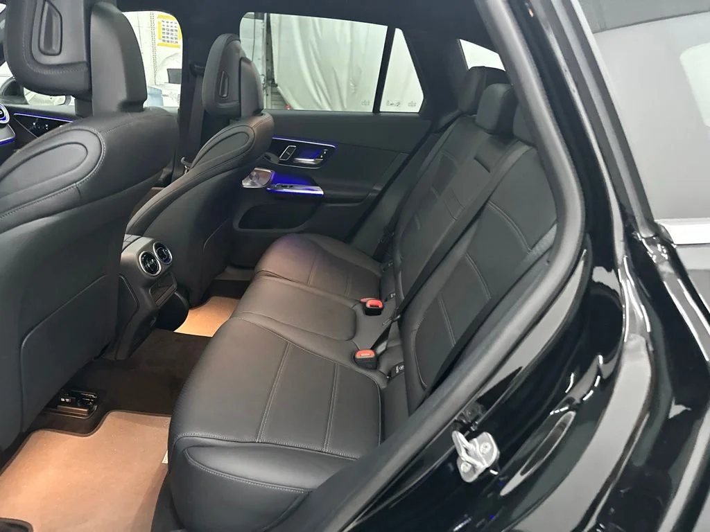 New 2026 Black Mercedes-Benz GLC 300 image 23