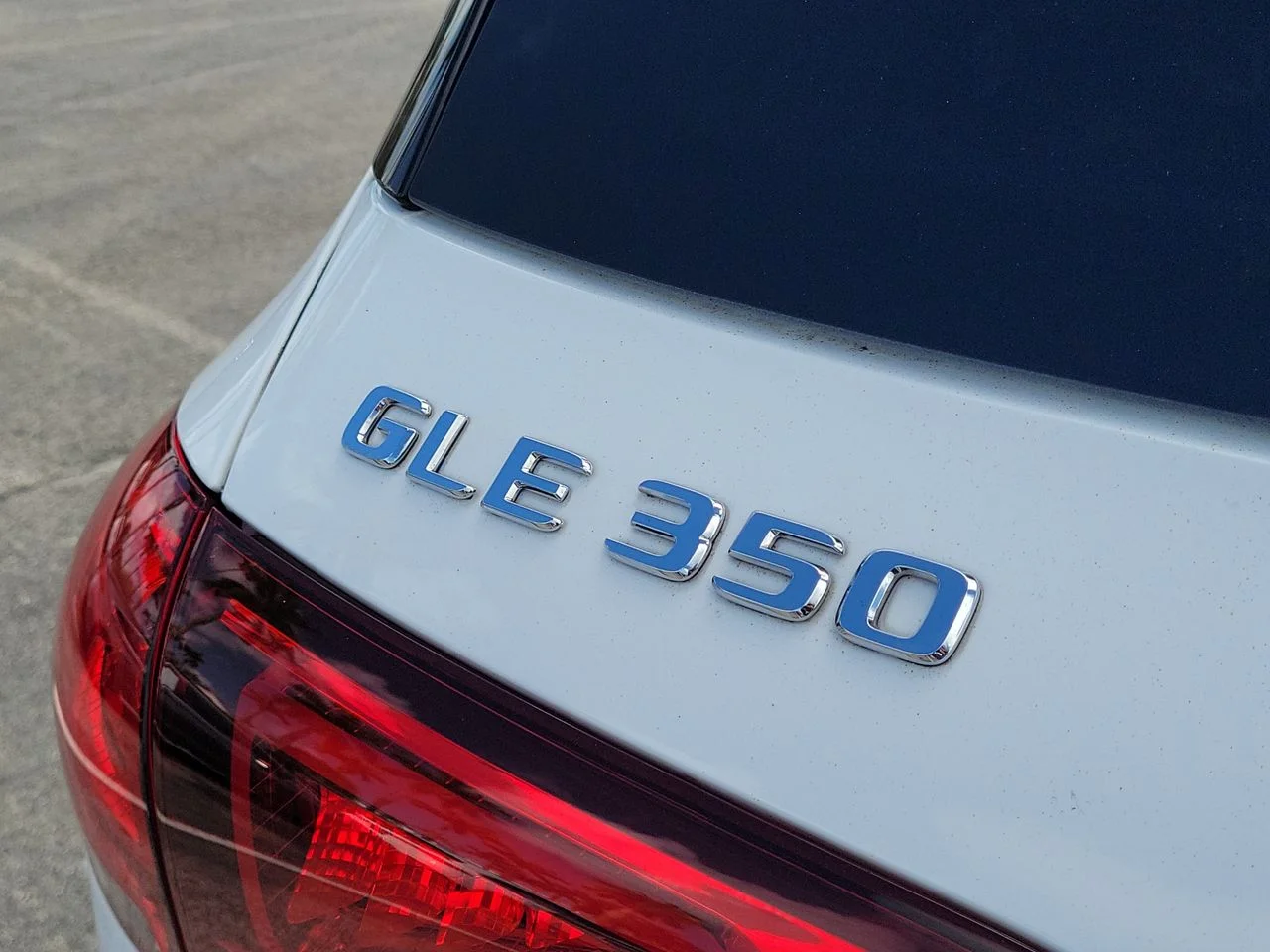 Certified Used 2023 White Mercedes-Benz GLE 350 image 7