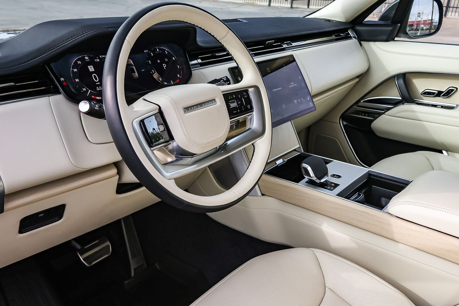 2024 Land Rover Range Rover SE - Photo 29