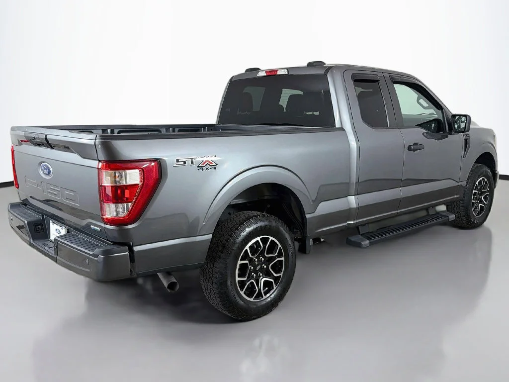 Used 2023 Carbonized Gray Metallic Ford XL image 8