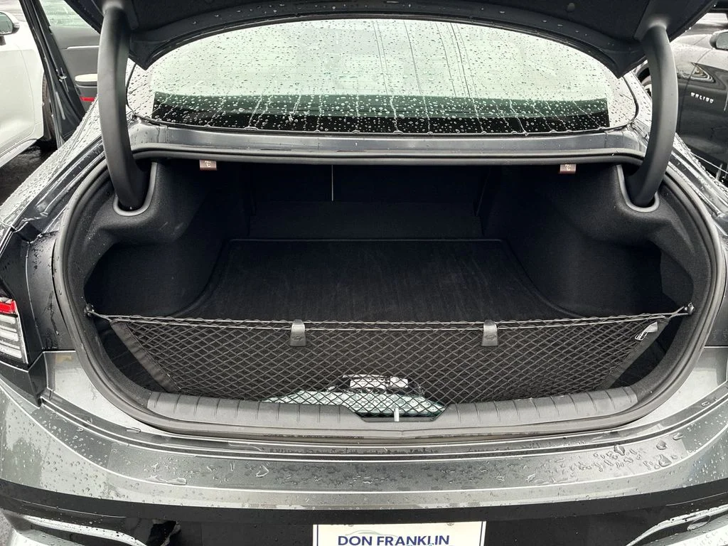 Used 2025 Gray Hyundai SEL image 19