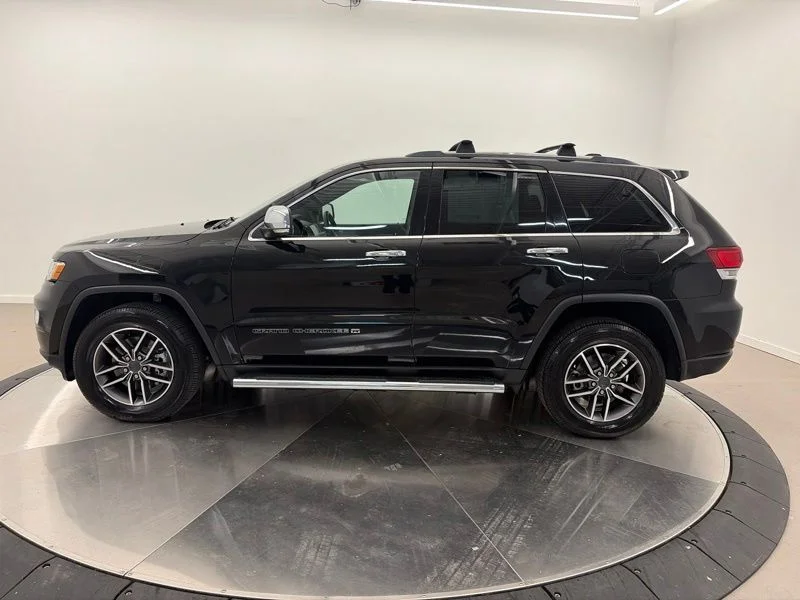 Used 2022 Black Jeep Limited image 6