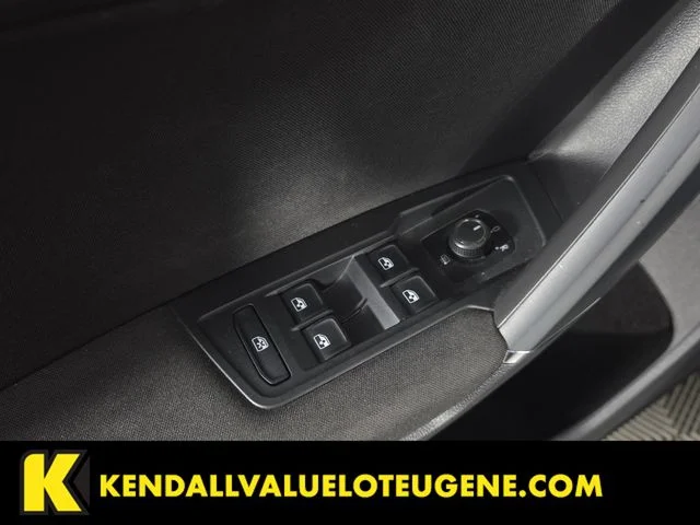 Used 2018  Volkswagen 2.0T S image 23