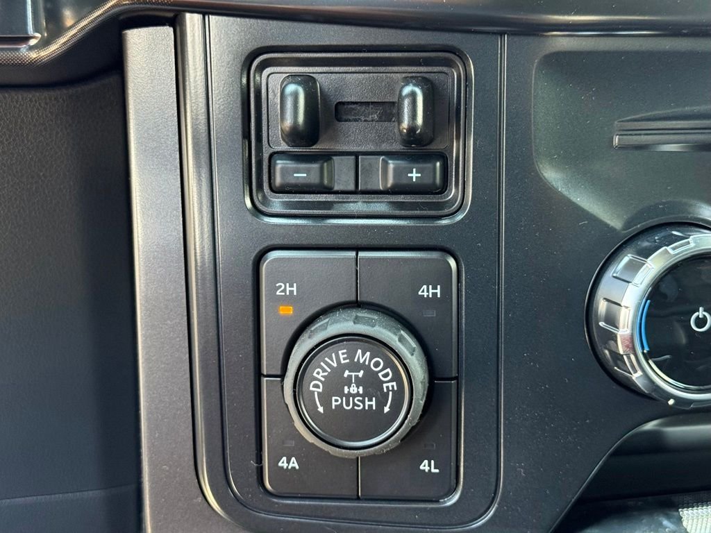 New 2026 Carbonized Gray Metallic Ford Tremor® image 14