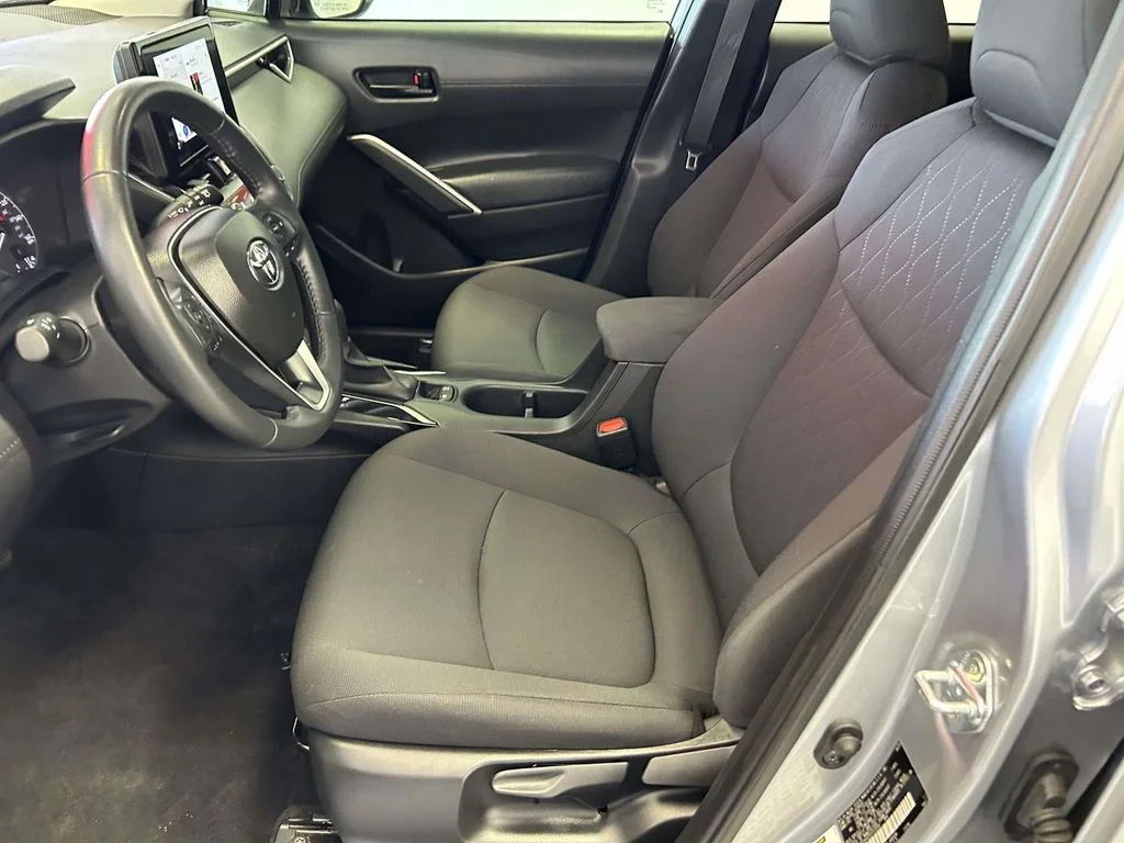 Used 2025 Silver Toyota LE image 16