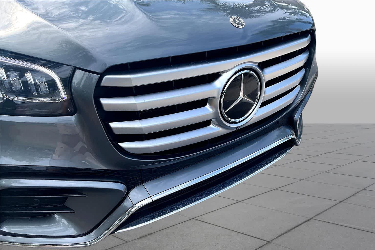 Used 2025 Selenite Grey Metallic Mercedes-Benz GLS 450 image 58