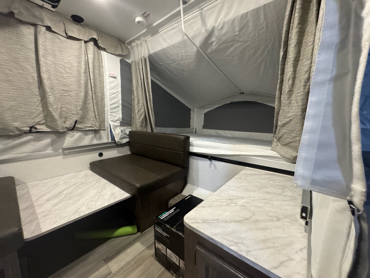 Used 2024  Forestriver 206LTD image 8