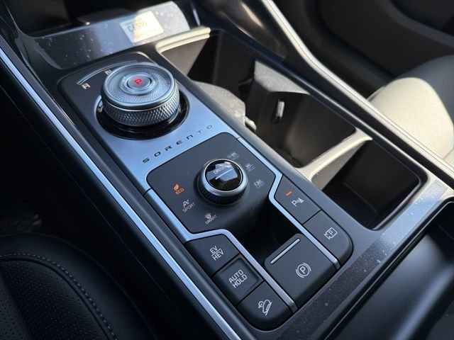 New 2026 Volcanic Sand Kia EX AWD image 21