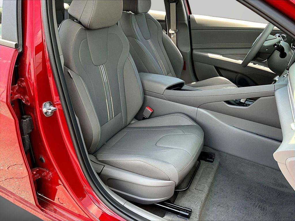 2026 Hyundai Elantra Blue - Photo 10
