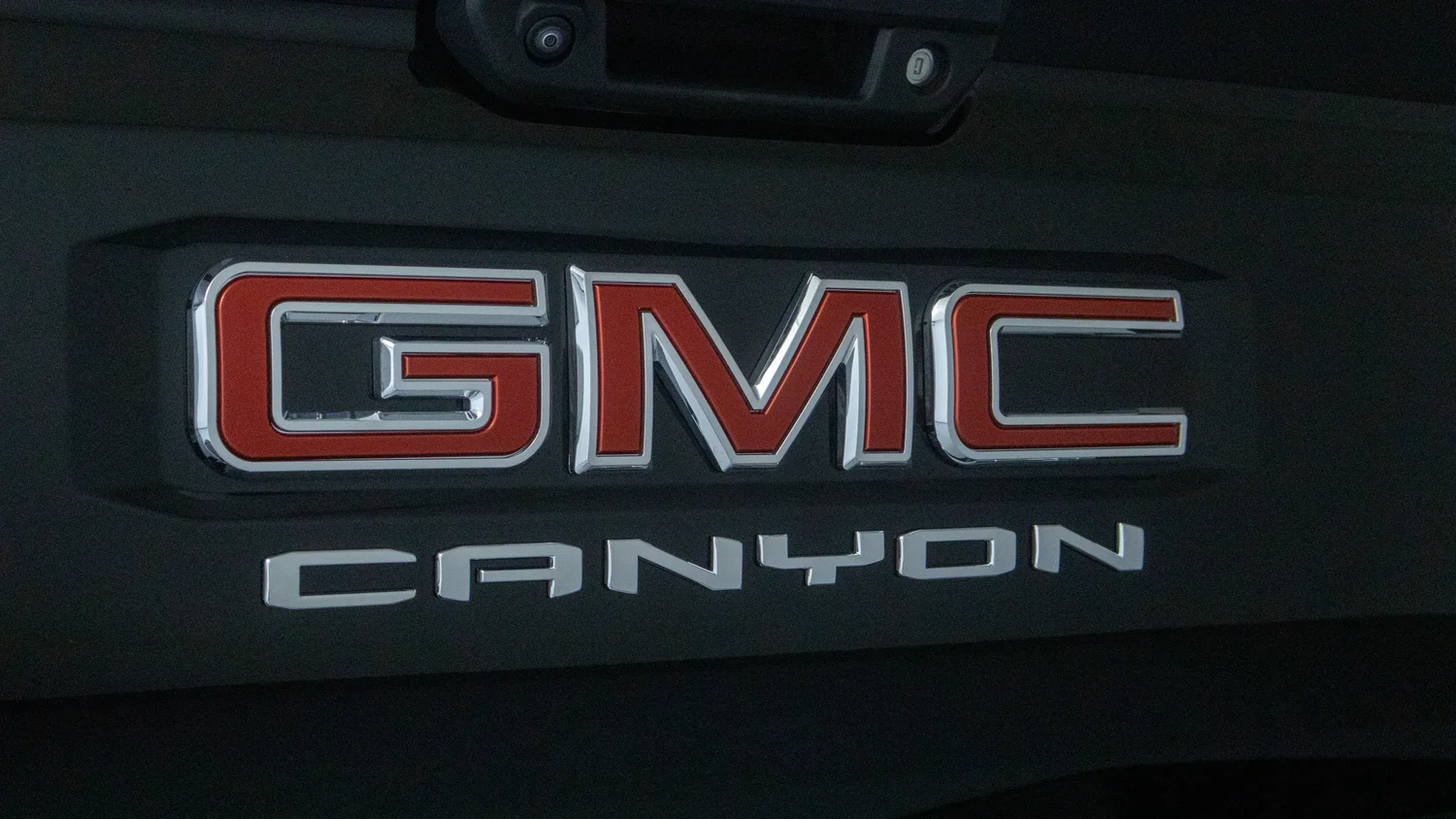 Used 2024 Black GMC AT4 image 28