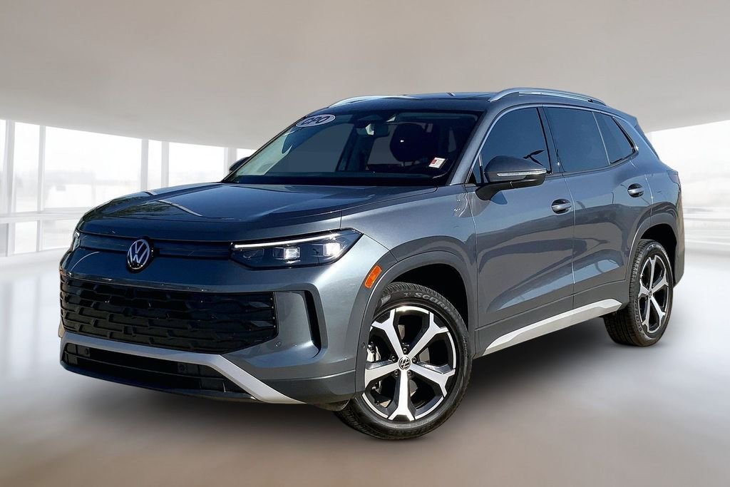2026 Volkswagen Tiguan 2.0T SE 4Motion's photo