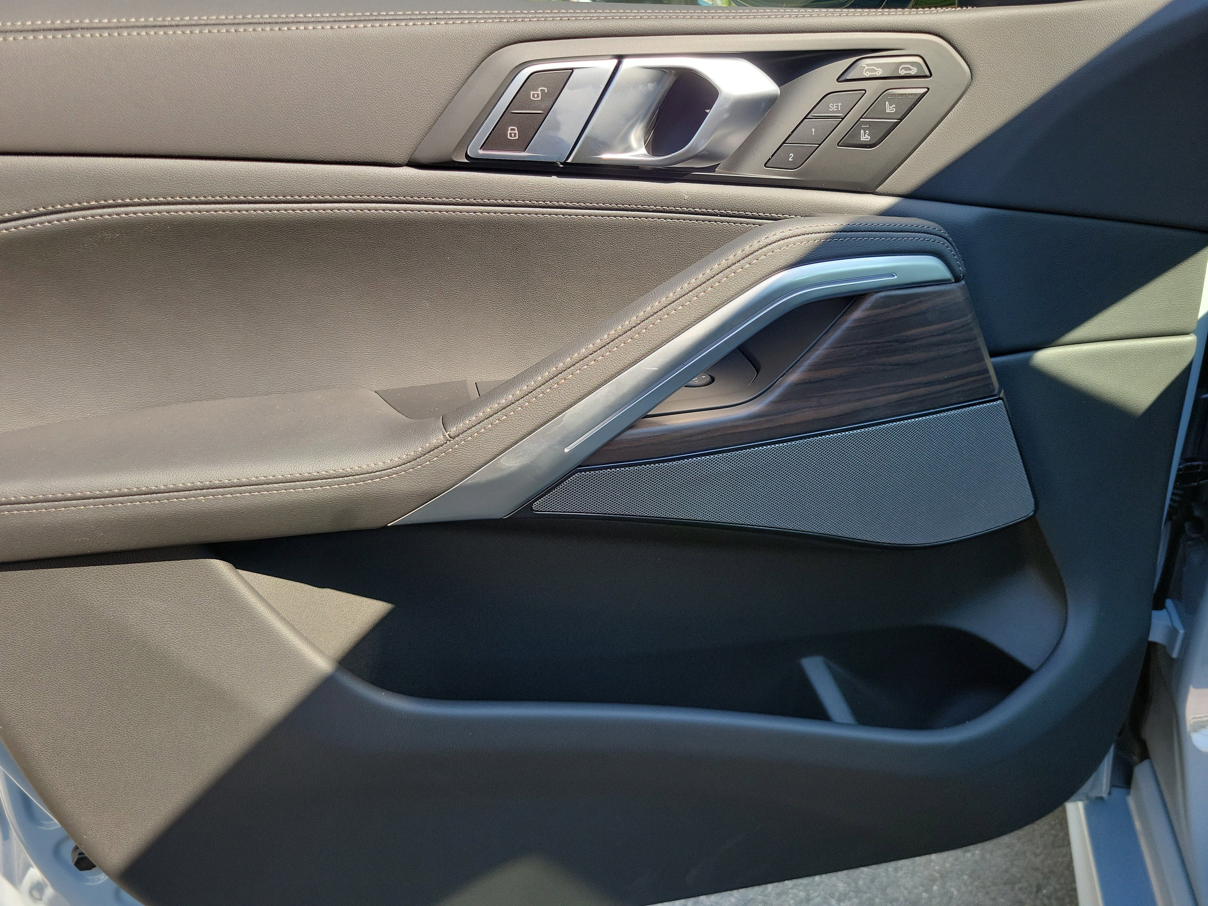 New 2026 Brooklyn Grey Metallic BMW xDrive40i image 19